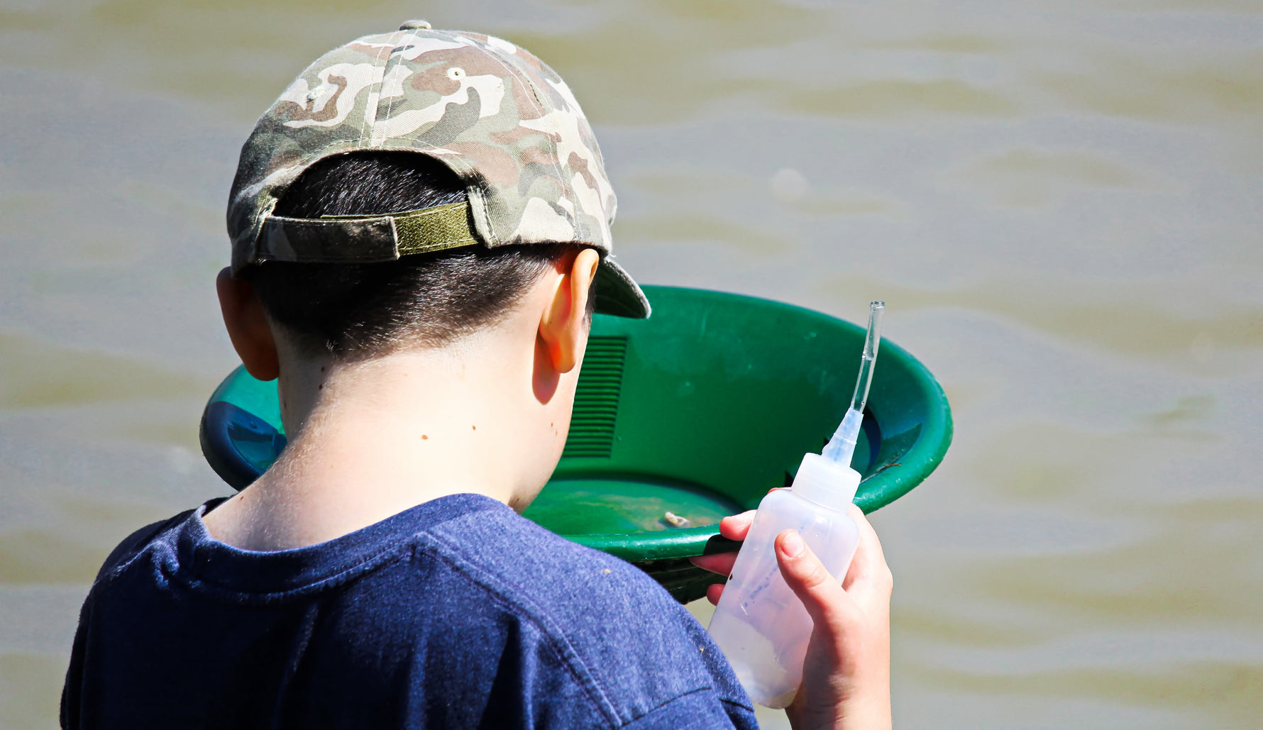 PROSPECTING WITHA BLACK LIGHT visual data 3